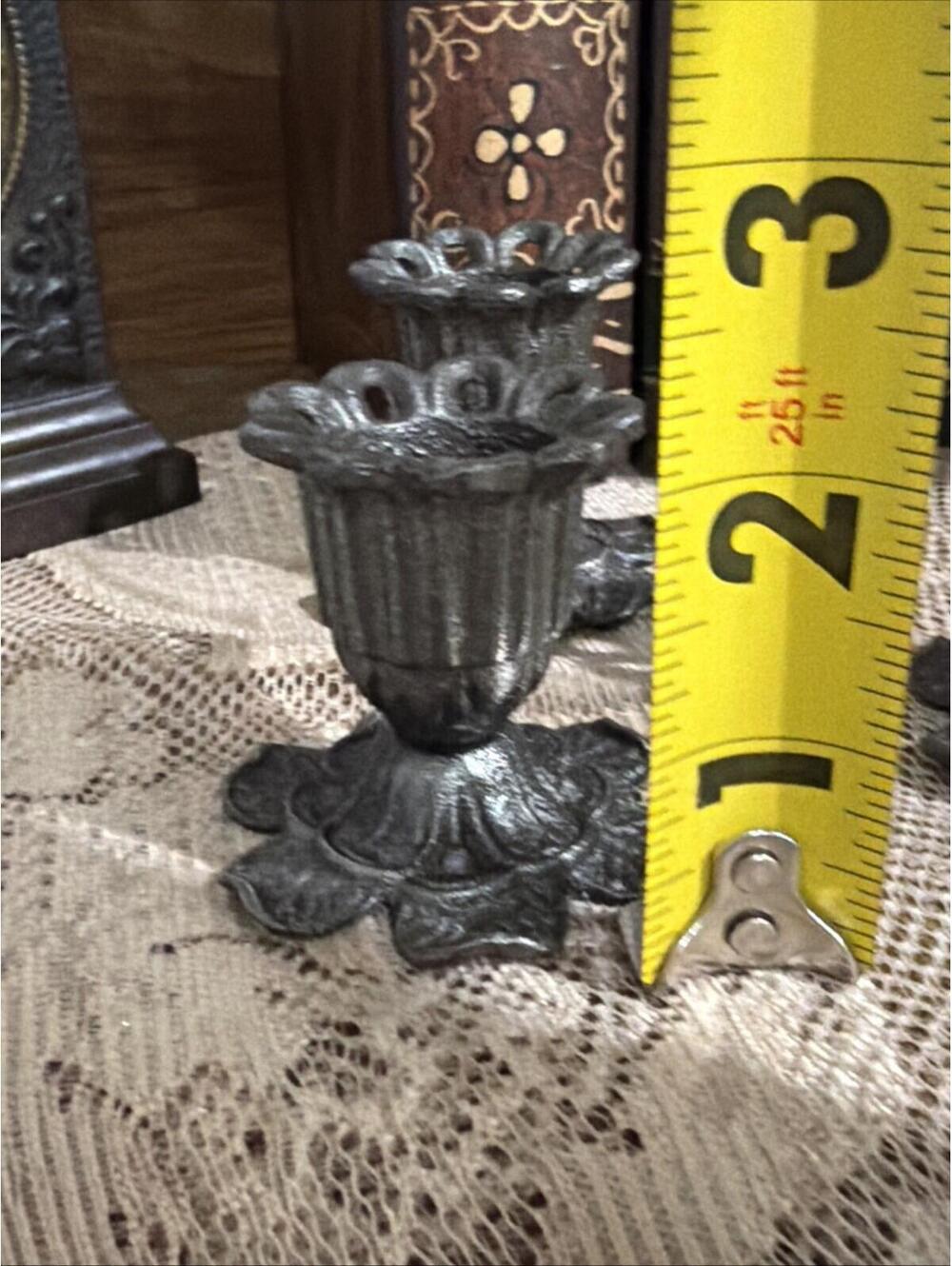 Vintage Cast-Iron Candle Holders Flower Floral Set 4 Gothic Fairy Cottage Ornate - Picture 10 of 11